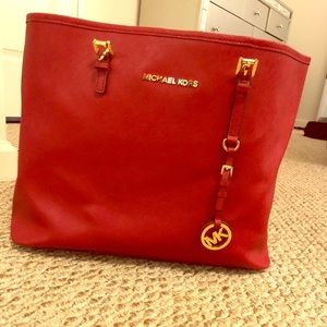Michael Kors sangria purse